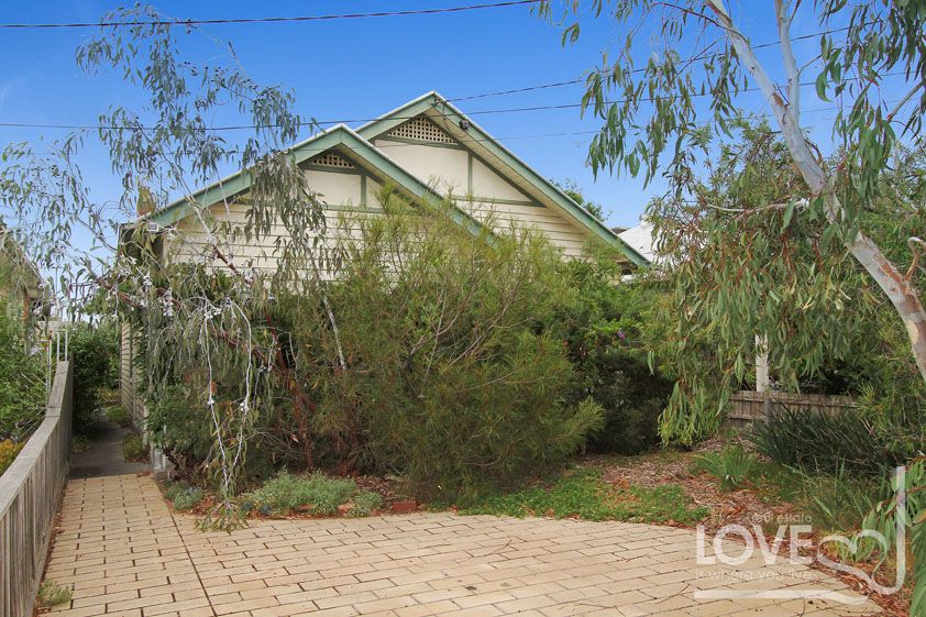 Charming Family Home - Furnished or Unfurnished, Take Your Pick!