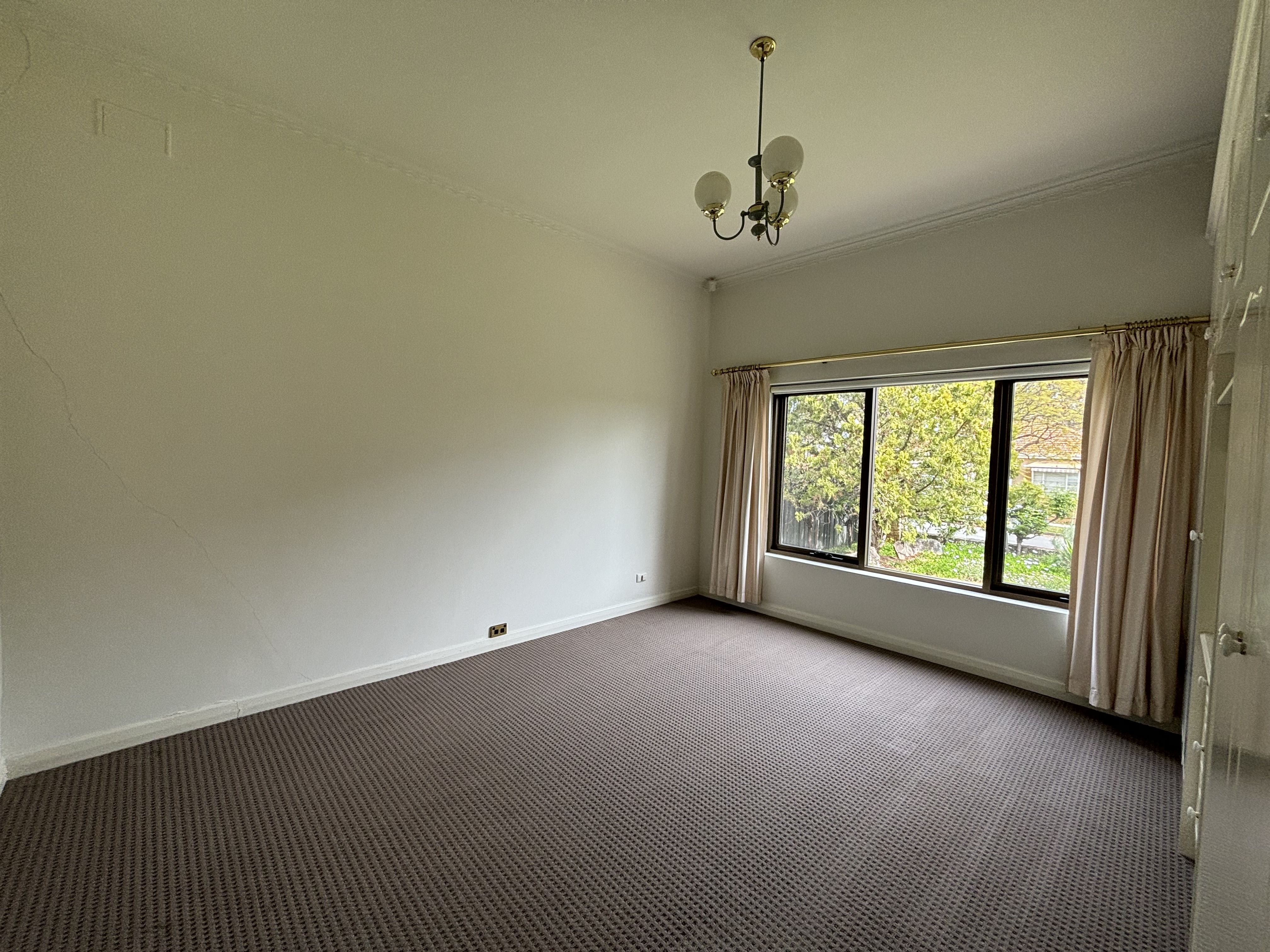 25 Winnall Avenue Clapham 5062