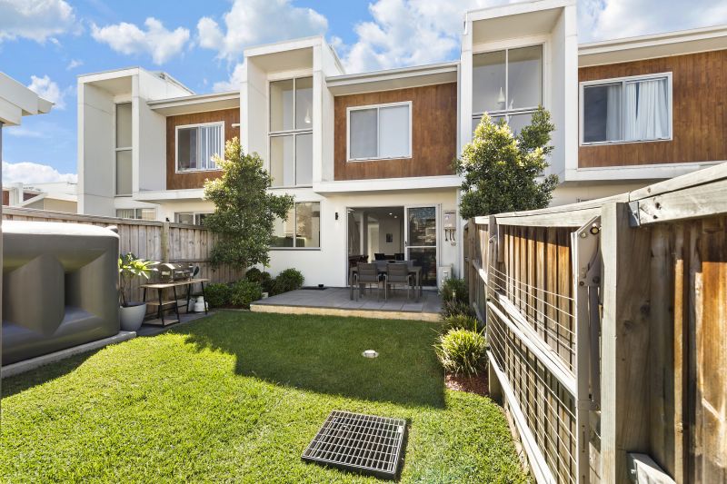 Real Estate For Sale 18 Coldstream Lane Gledswood Hills , NSW