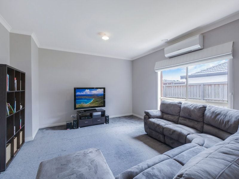 23 Songbird Crescent SOUTH MORANG, South Morang - Thumbnail 4