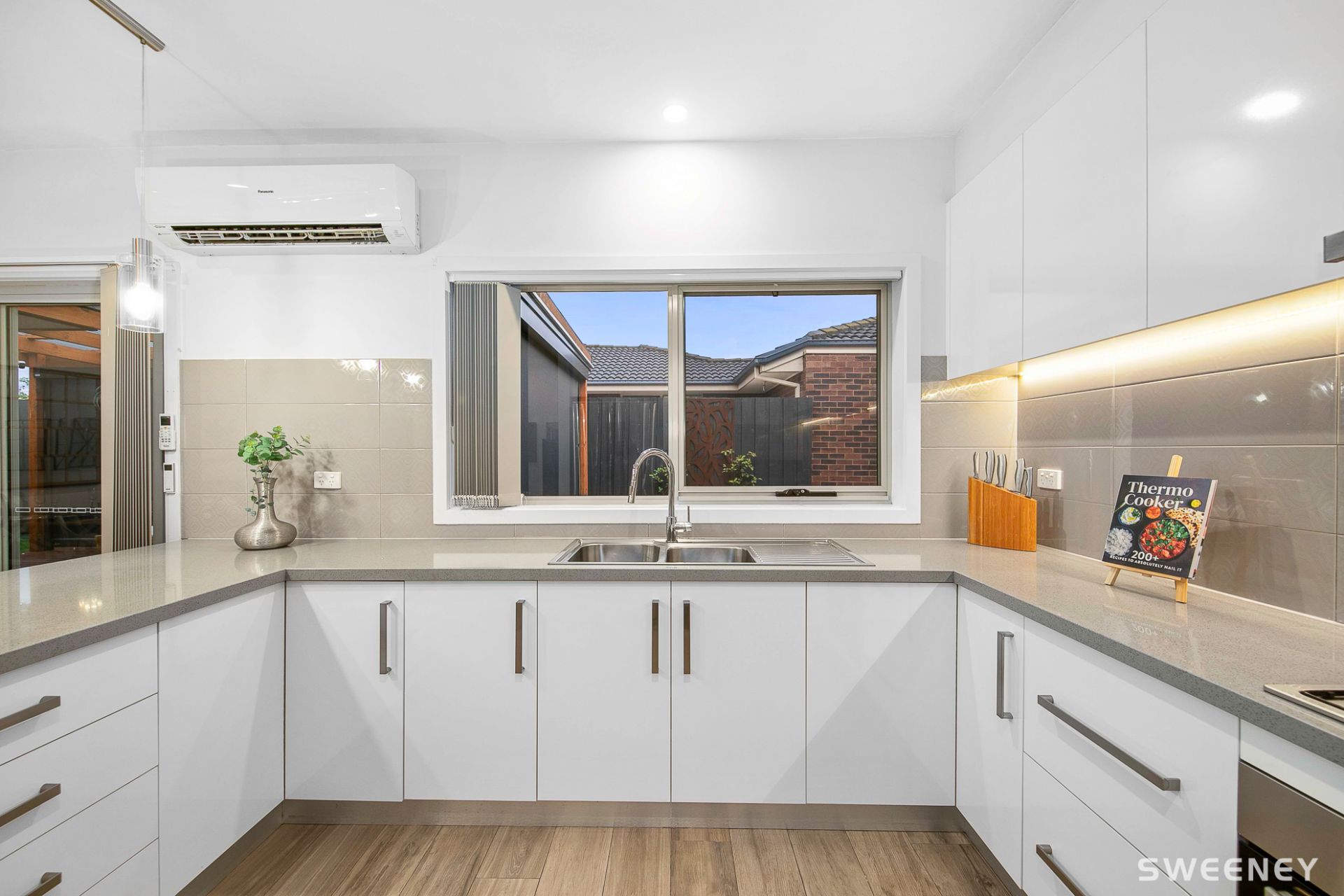 2/56 Misten Avenue, Altona North - Thumbnail 8