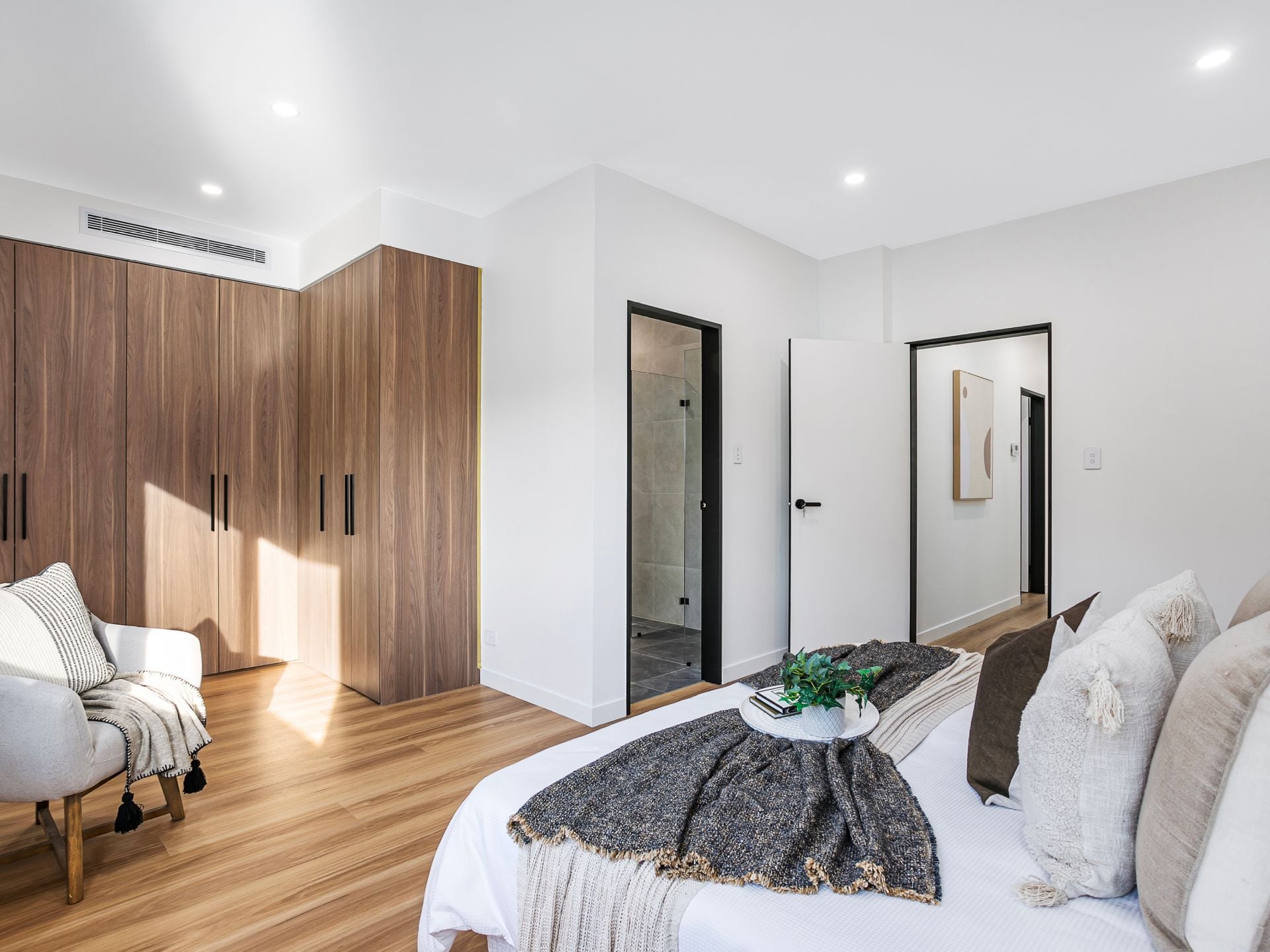302 The Boulevarde Gymea NSW, Gymea - Thumbnail 5