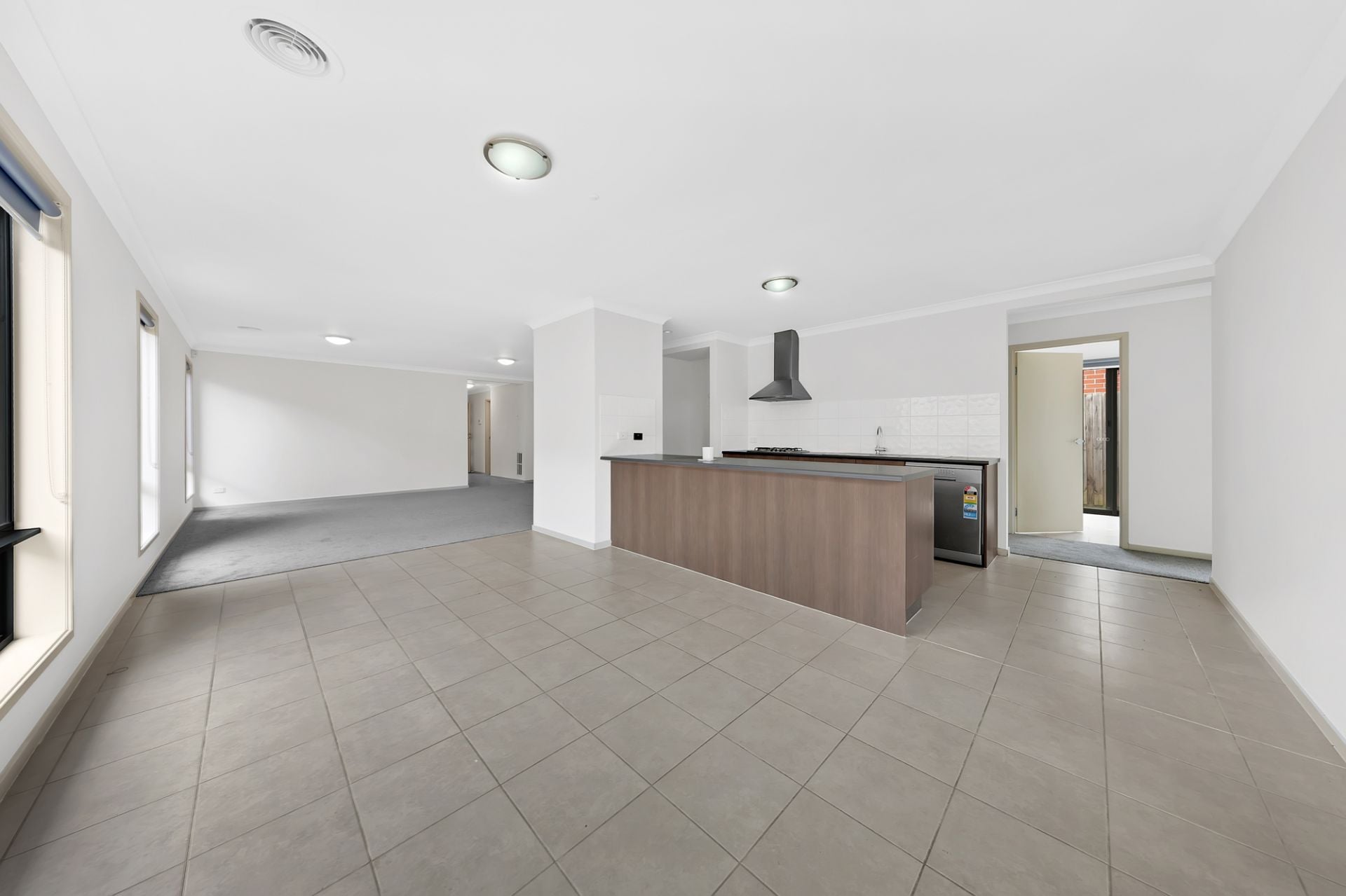 Stylish Living in Doreen – 4-Bedroom Modern Sanctuary!
