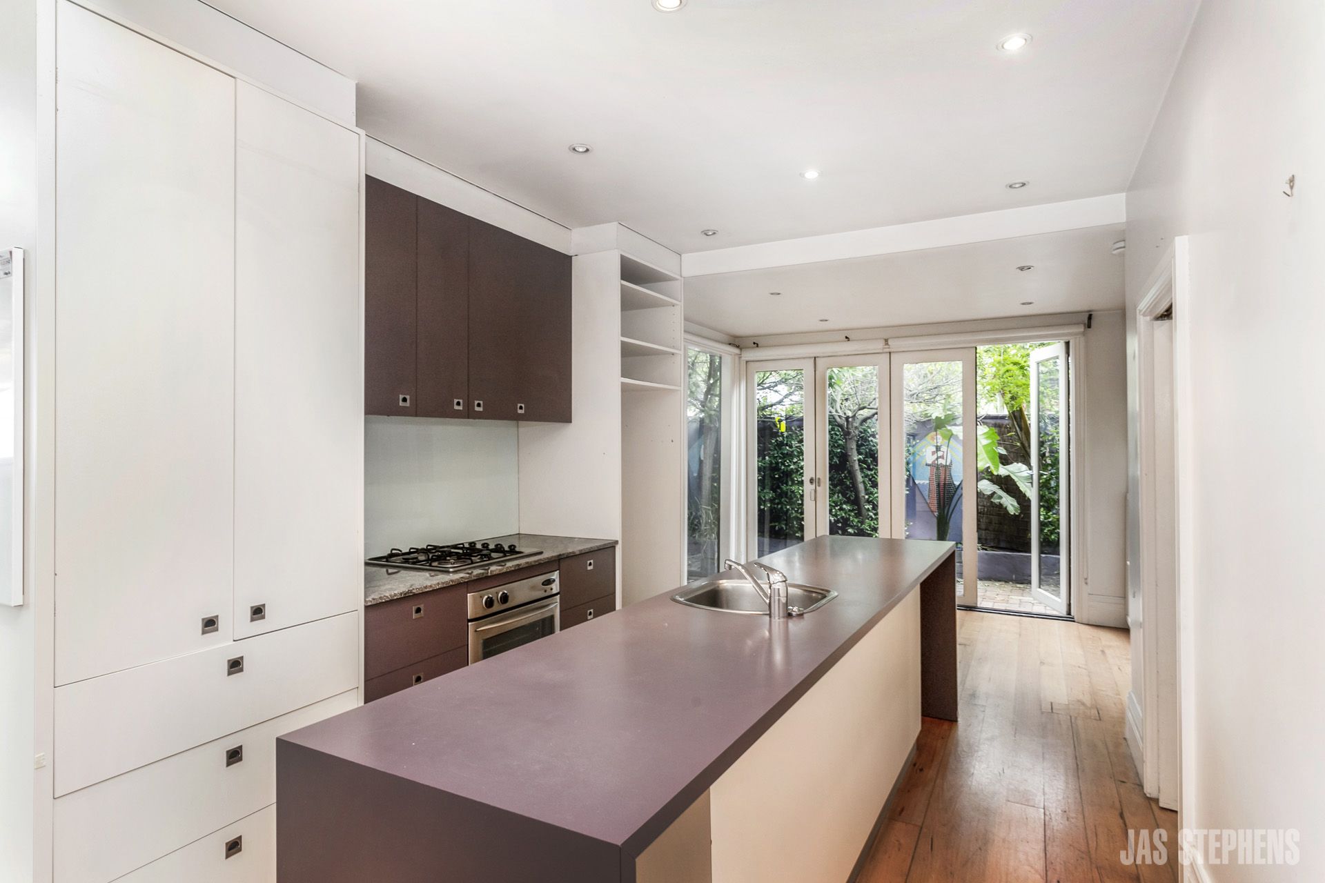 82 Gamon Street SEDDON VIC, Seddon - Thumbnail 2