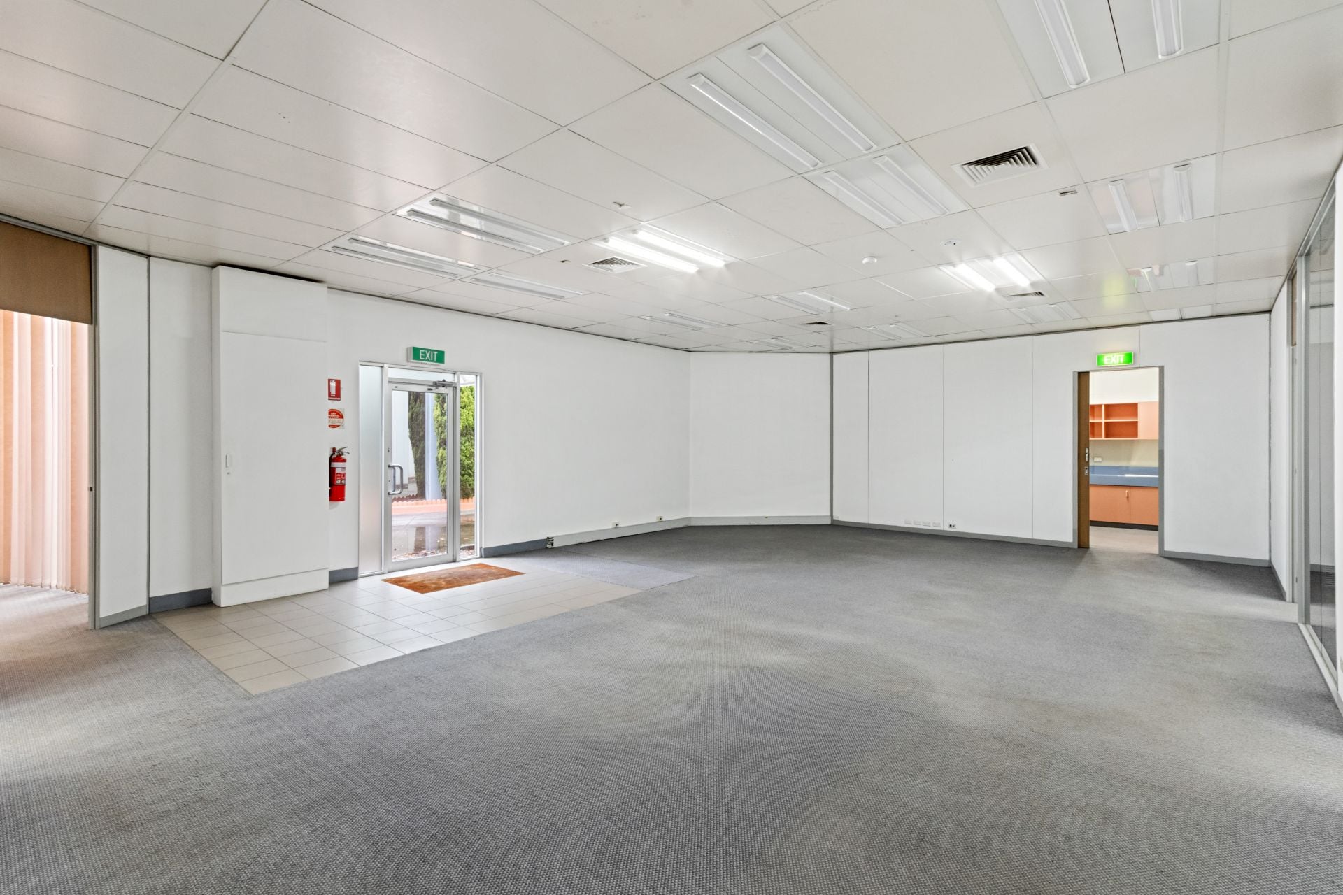 AFFORDABLE SECURE OFFICE SPACE