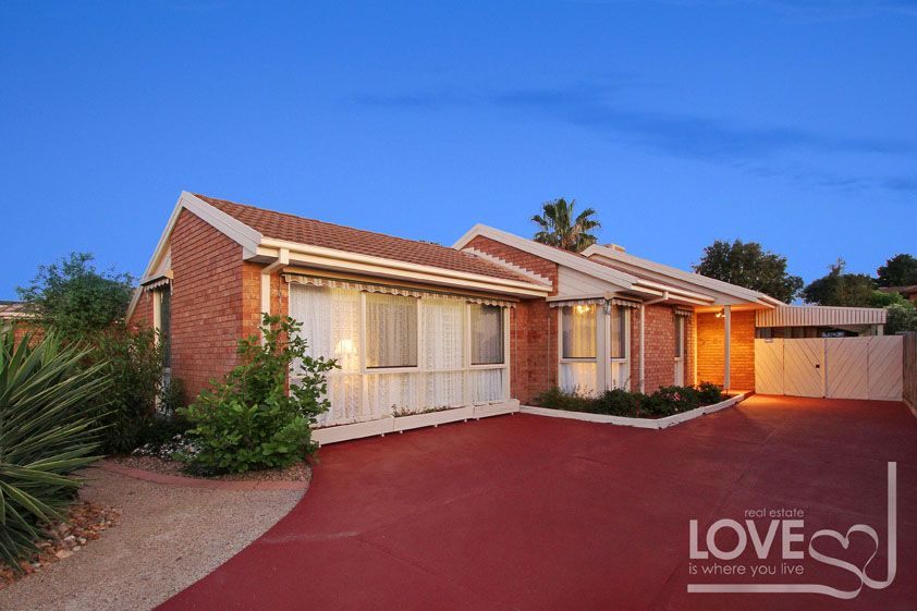Location + Size = Amazing Family Living