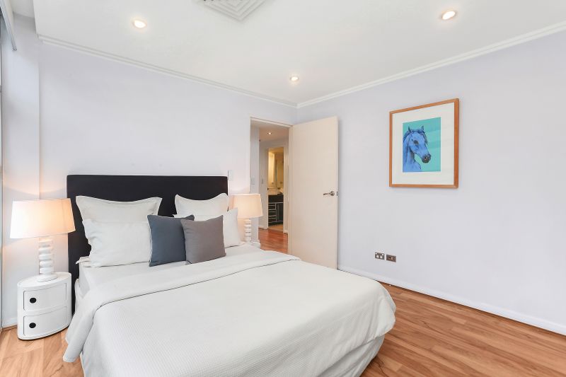 1402/93 Pacific Highway, North Sydney