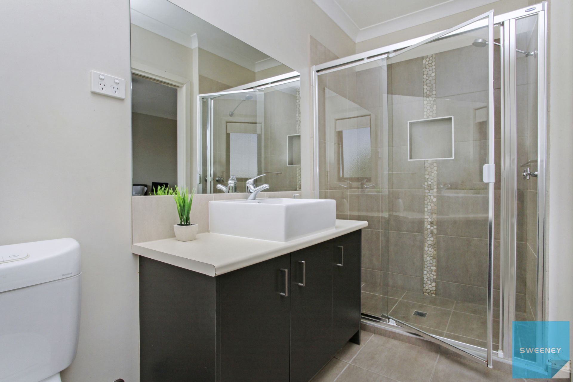 81 The Esplanade, Caroline Springs - Thumbnail 8