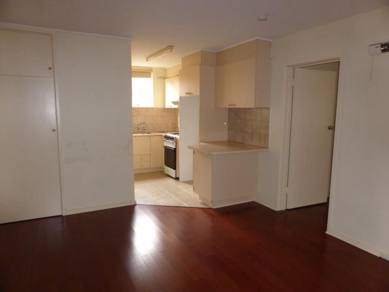 4/10 Swallow Street, Preston