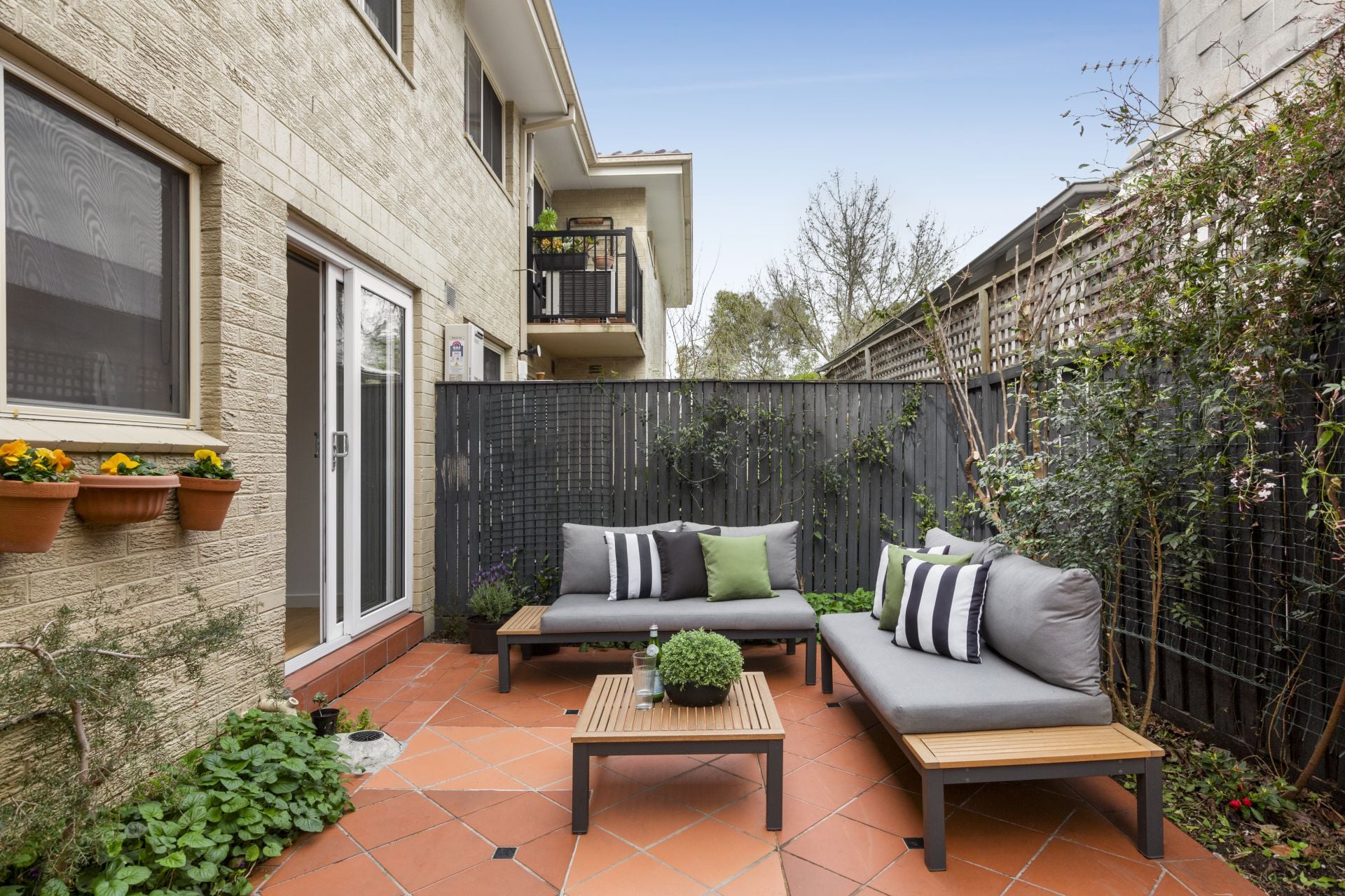 Convenient, Comfortable and a Huge Courtyard