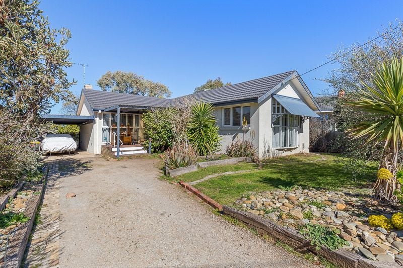 71 Masons Lane, Bacchus Marsh - Thumbnail 2