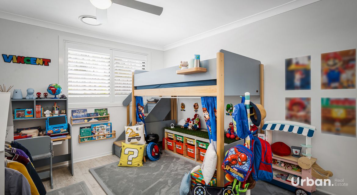 Colebee 51 Coronato Parade