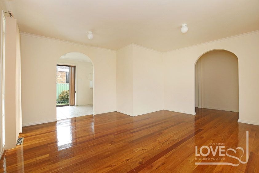 CONVENIENCE & LOCATION   *Insp Thu 24th Nov @ 5:00pm*