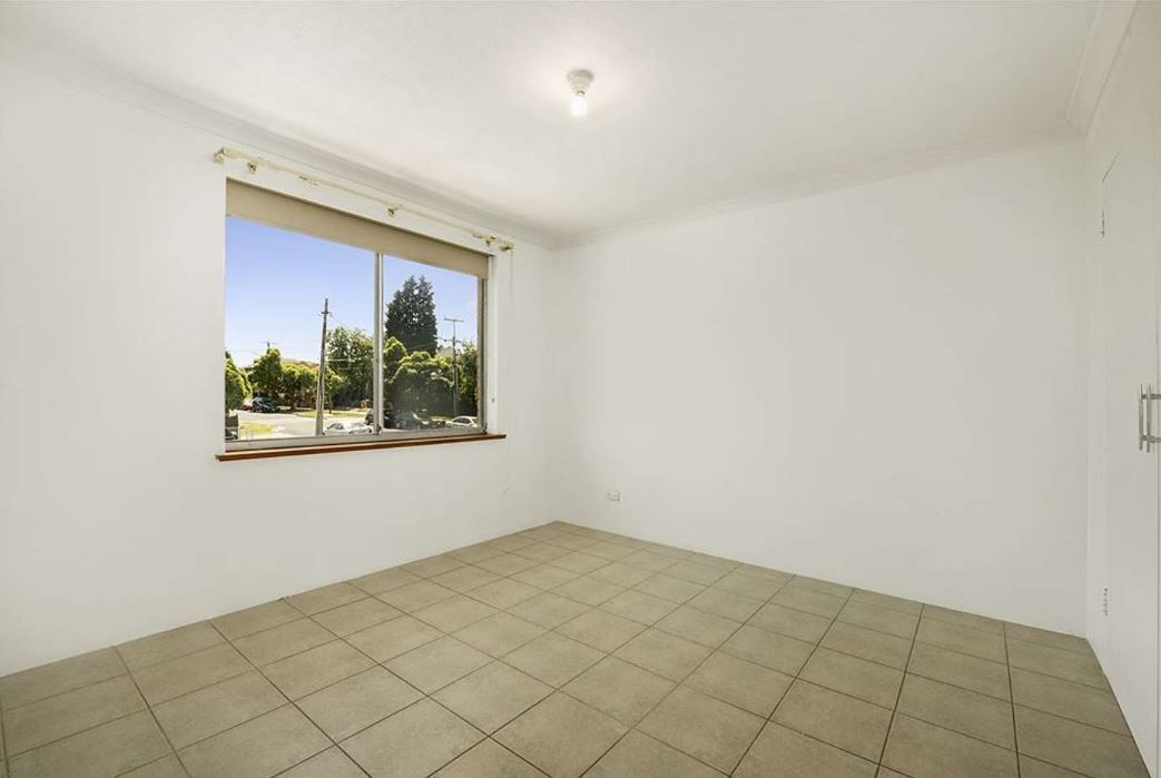 LIGHT, BRIGHT AND SPACIOUS