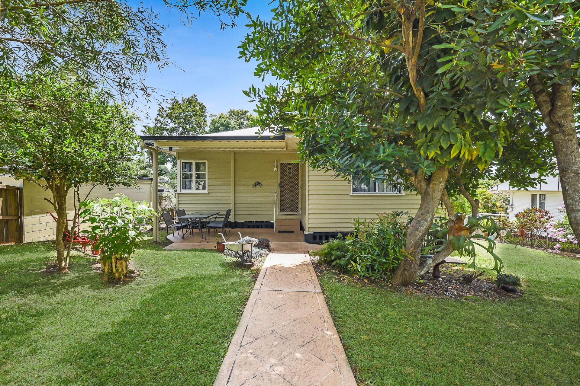 27 Fairmeadow Road Nambour QLD, Nambour - Thumbnail 2