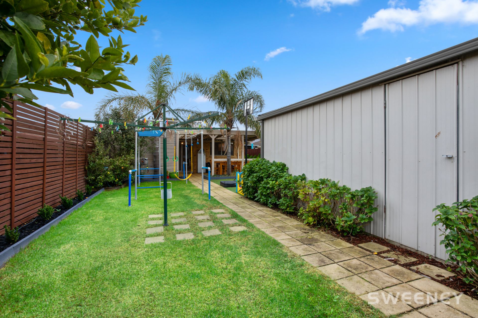 1 Hammond Court