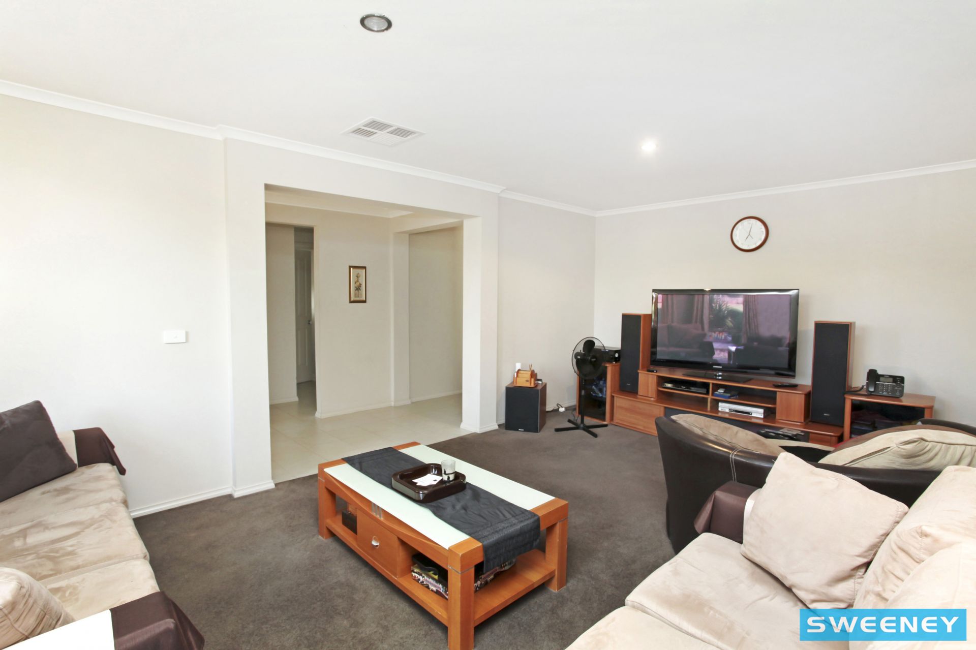 2 Hessing Green, Caroline Springs - Thumbnail 3