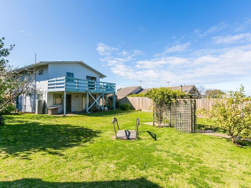 11 Gogoll Crescent, Torquay - Thumbnail 5