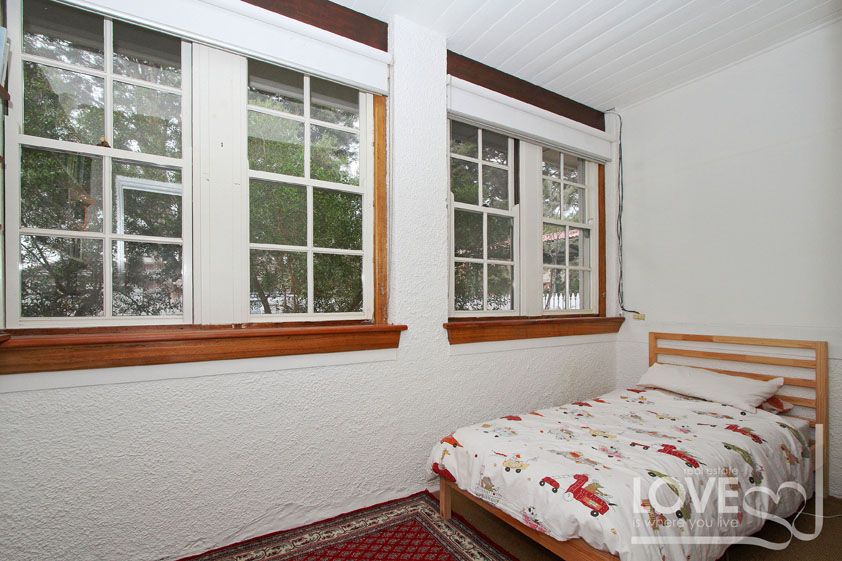 Rich in Character Set In Tranquil Setting