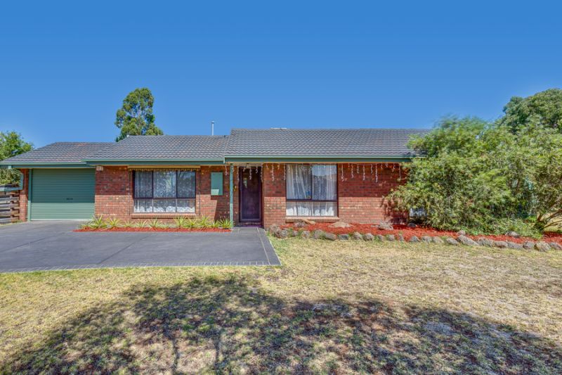 2 Gunsynd Court, Bacchus Marsh - Thumbnail 2