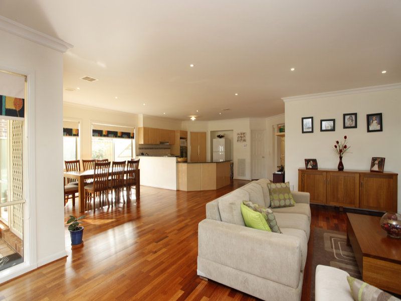 8 Earls Court, Point Cook - Thumbnail 5