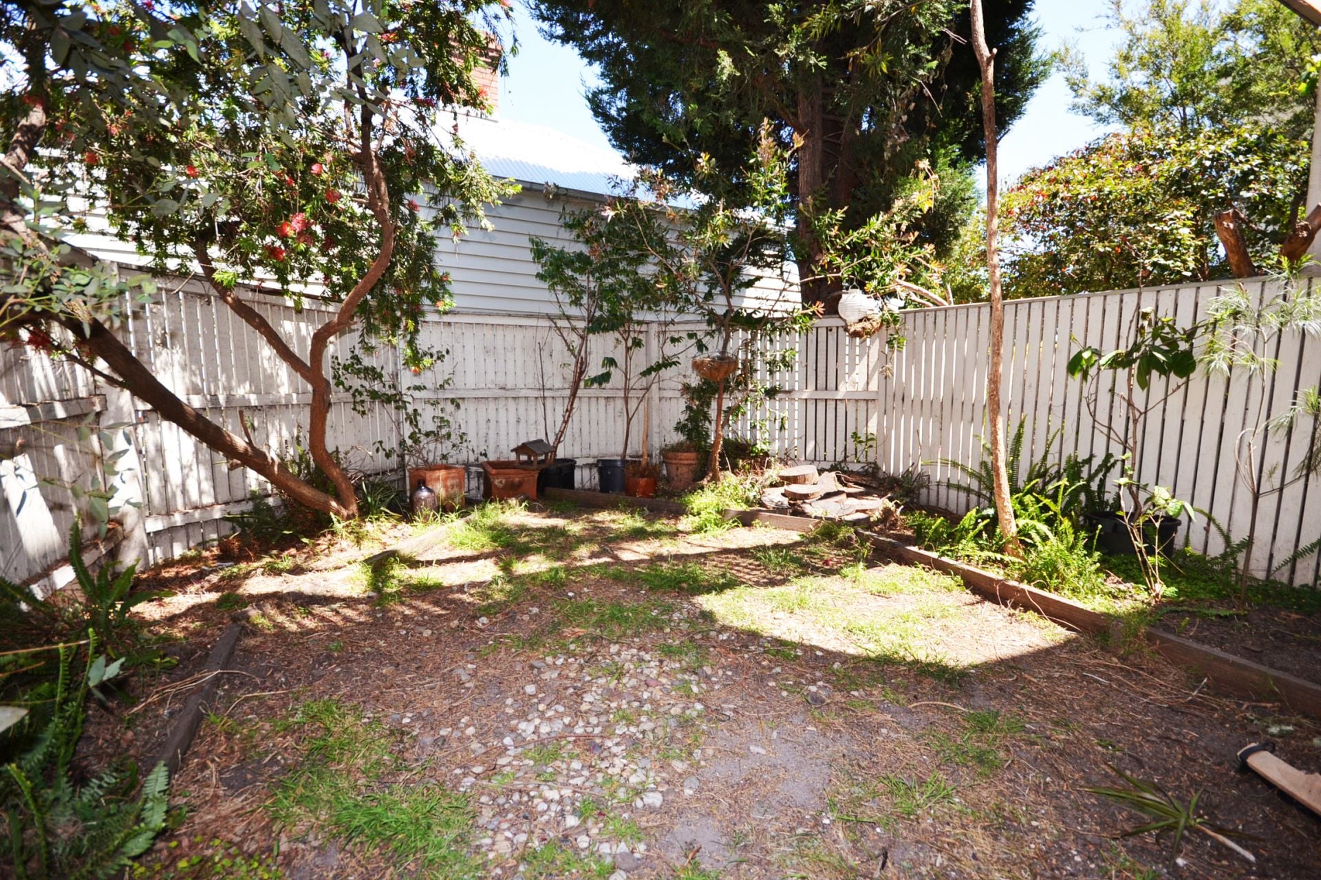 UPDATED APARTMENT IN THE HEART OF NORTHCOTE