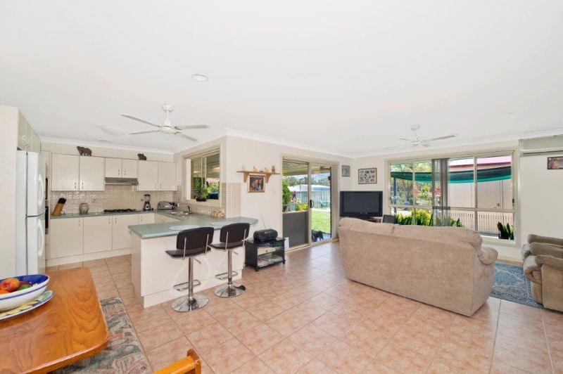 13 Reef Close Port Macquarie NSW, Port Macquarie - Thumbnail 4