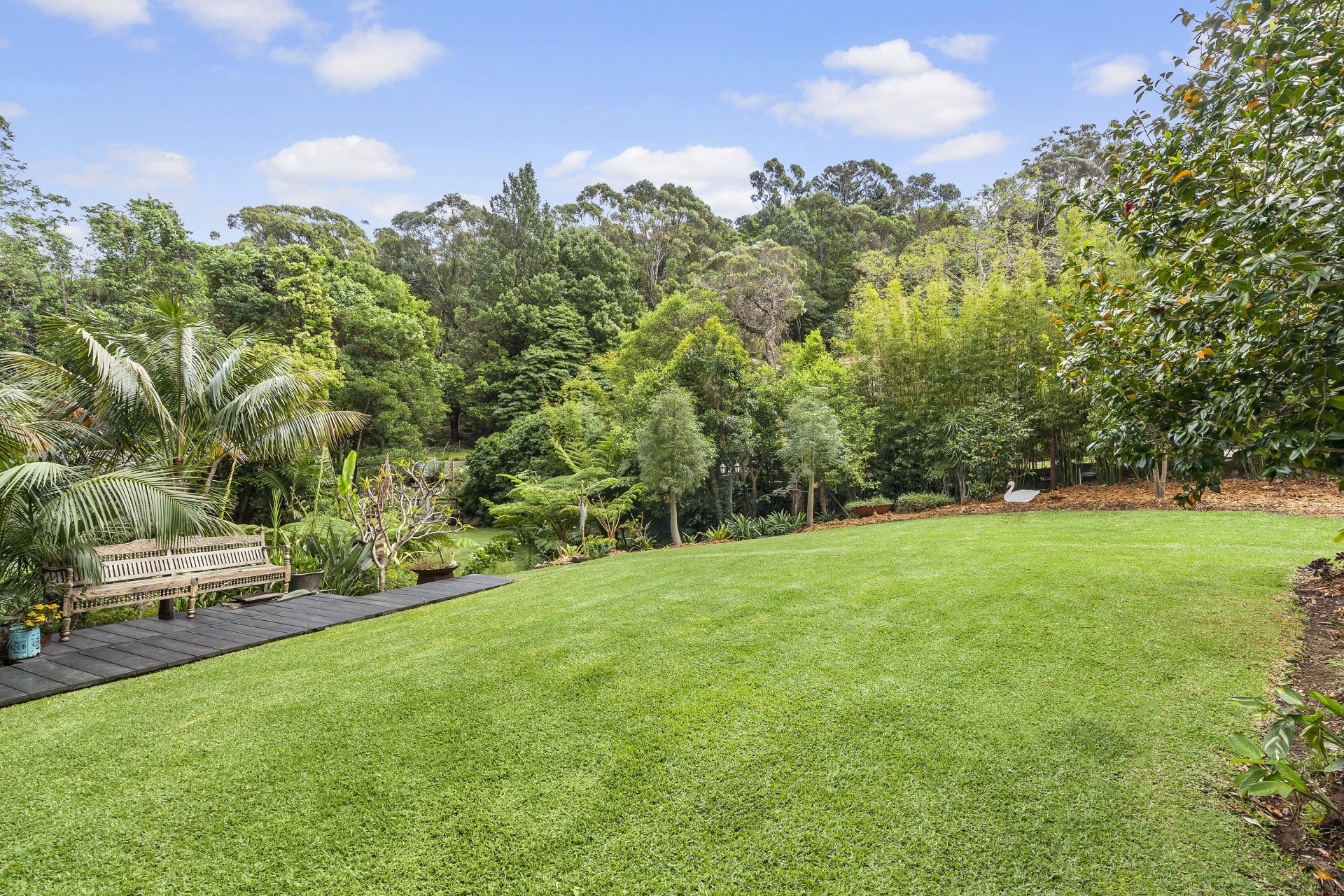 Real Estate For Sale 20 Yates Avenue Mount Keira , NSW
