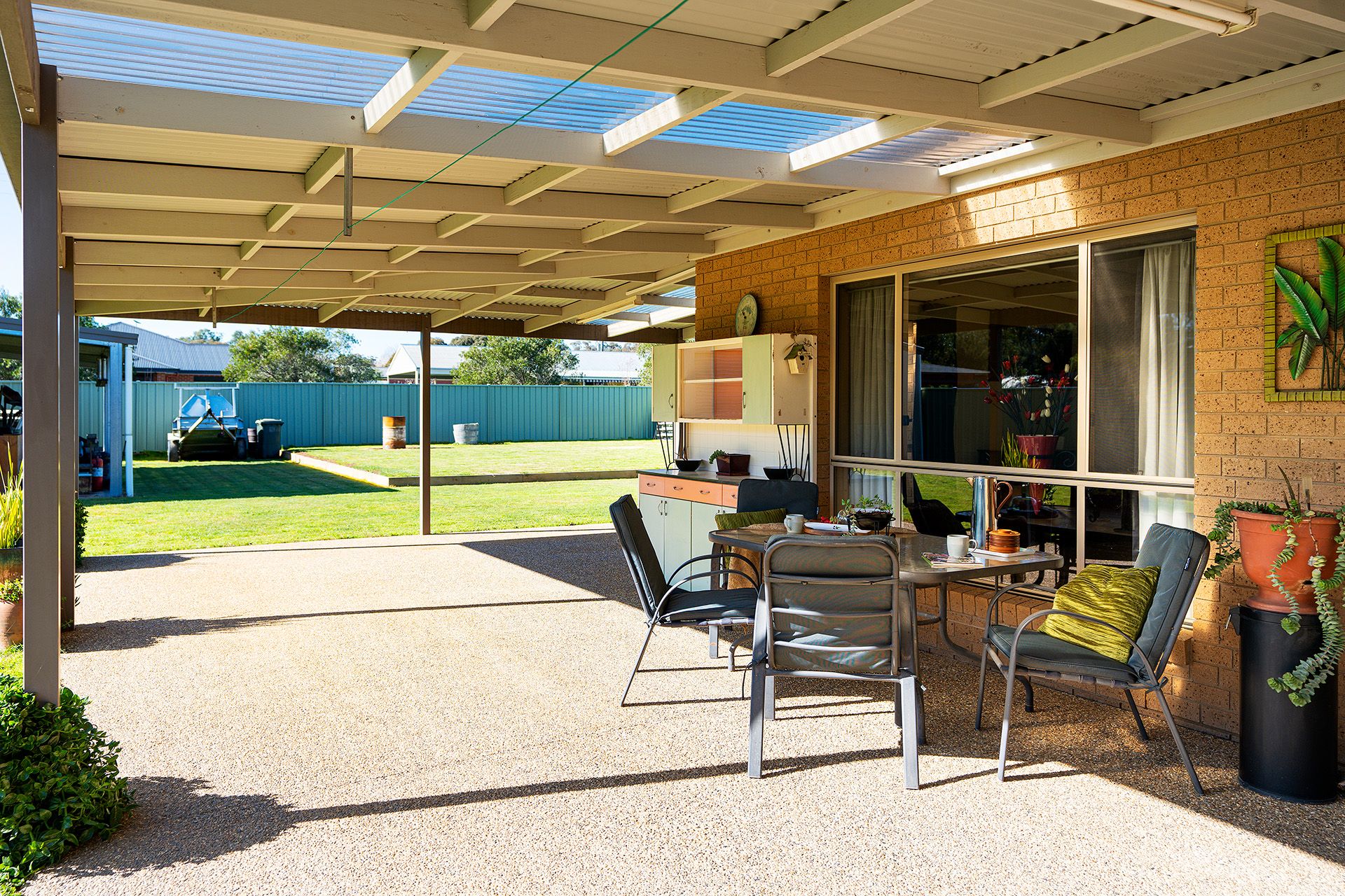 7 Newell Court, Campbells Creek - Thumbnail 3