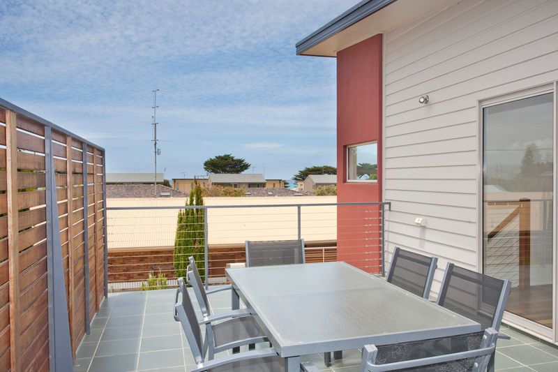 2/15 Cawood Street Apollo Bay VIC, Apollo Bay - Thumbnail 4