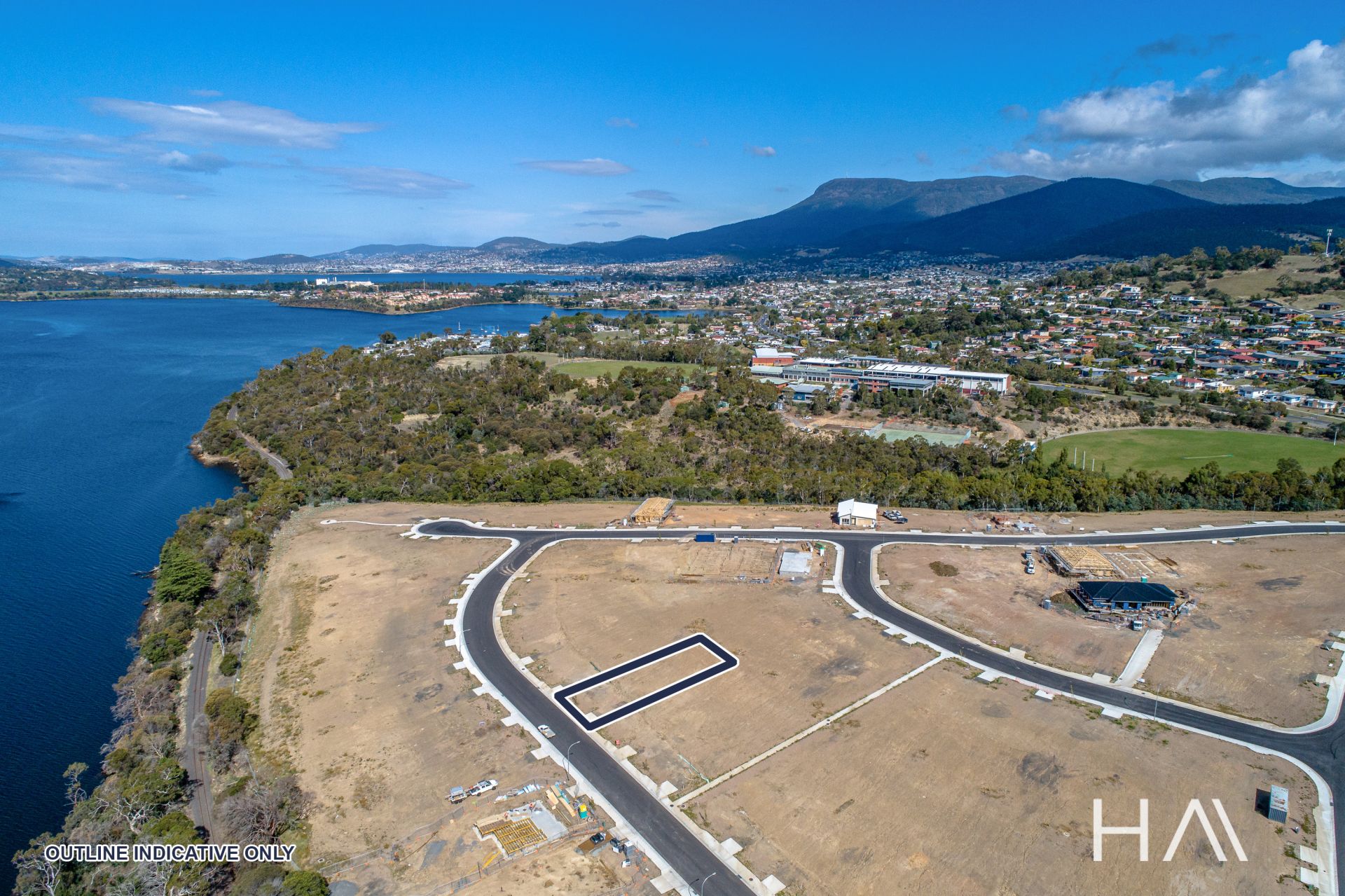 62 Whitestone Drive Austins Ferry, Austins Ferry - Thumbnail 3