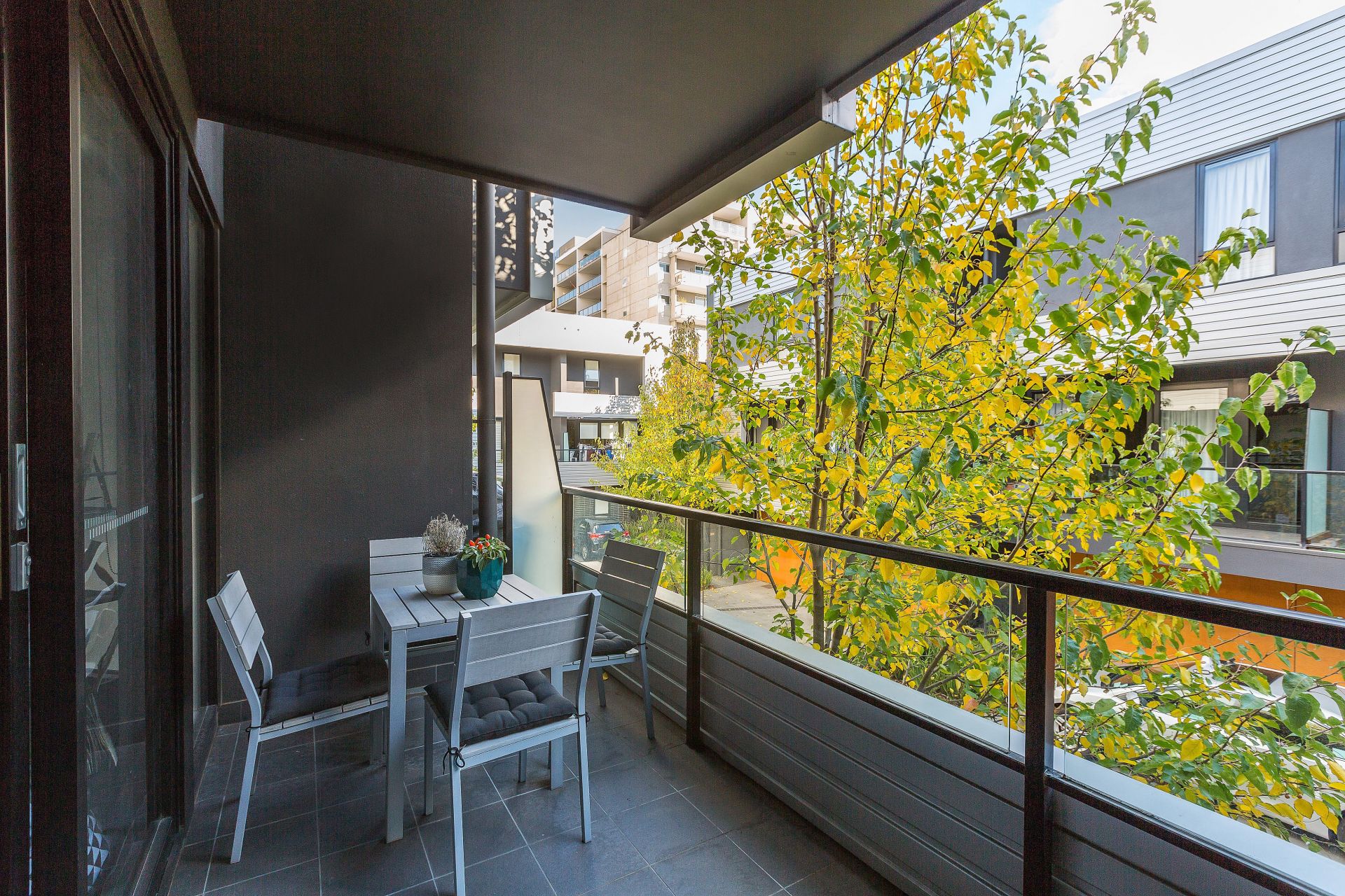7 Cirque Drive, Footscray - Thumbnail 7