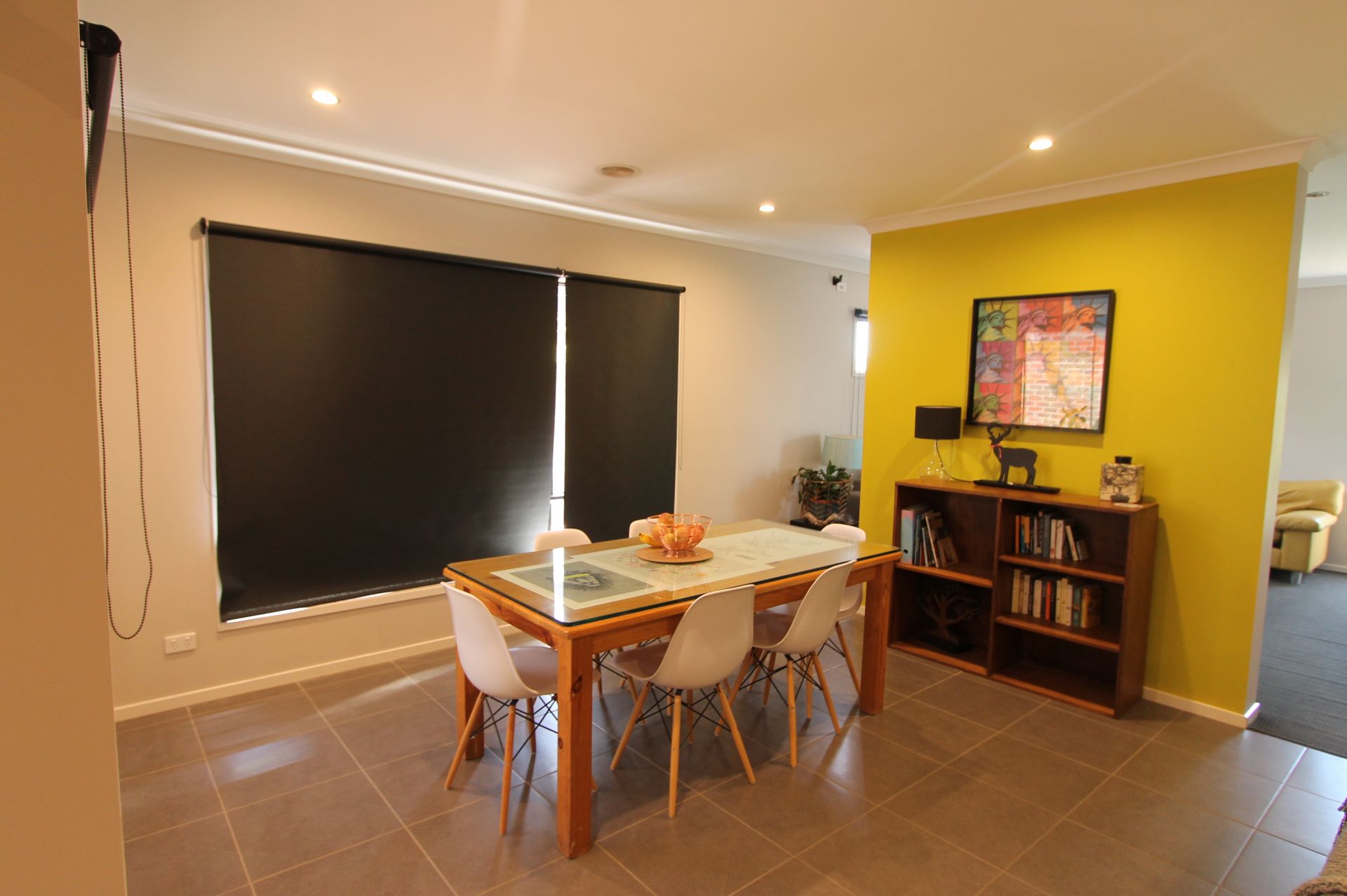 MODERN AND SPACIOUS!