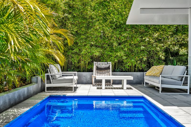 12 Clipper Close, Caves Beach - Thumbnail 3