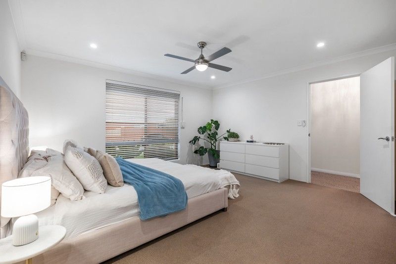 2 Tarquin Gardens, BELMONT WELSH Real Estate