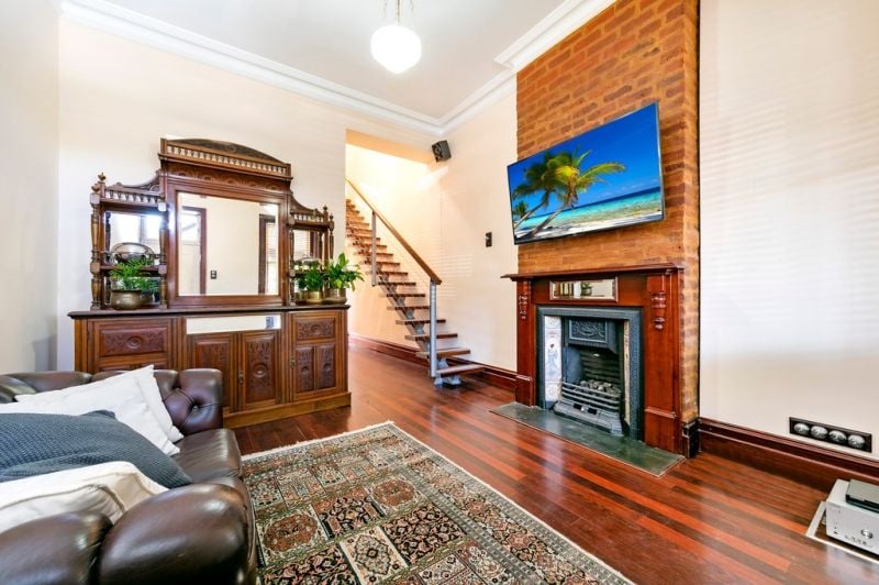 2 Phillips Street Kensington SA, Kensington - Thumbnail 2