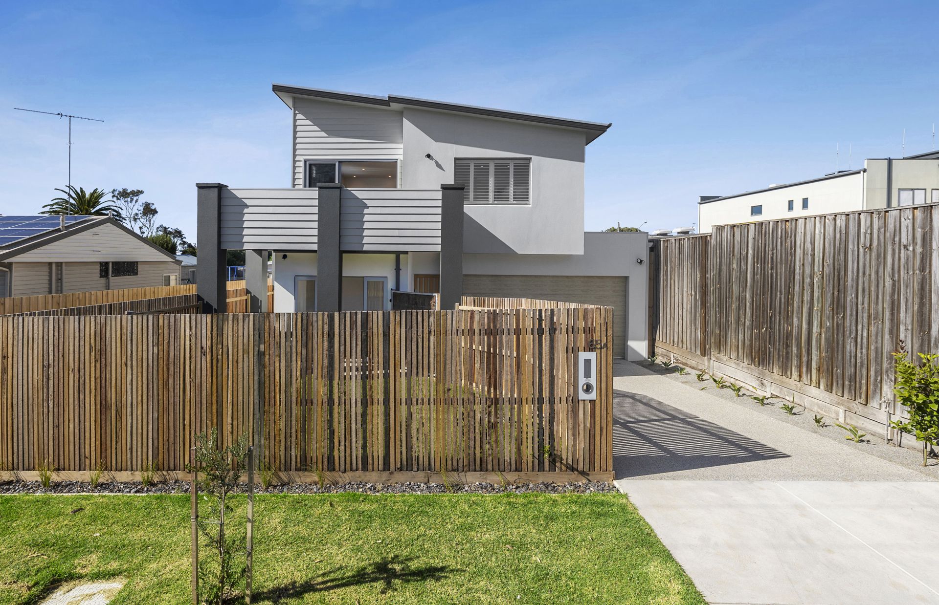 65a Central Avenue, Torquay - Thumbnail 2