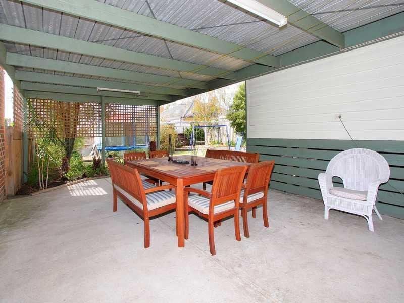 Period Charm with Perfect Location