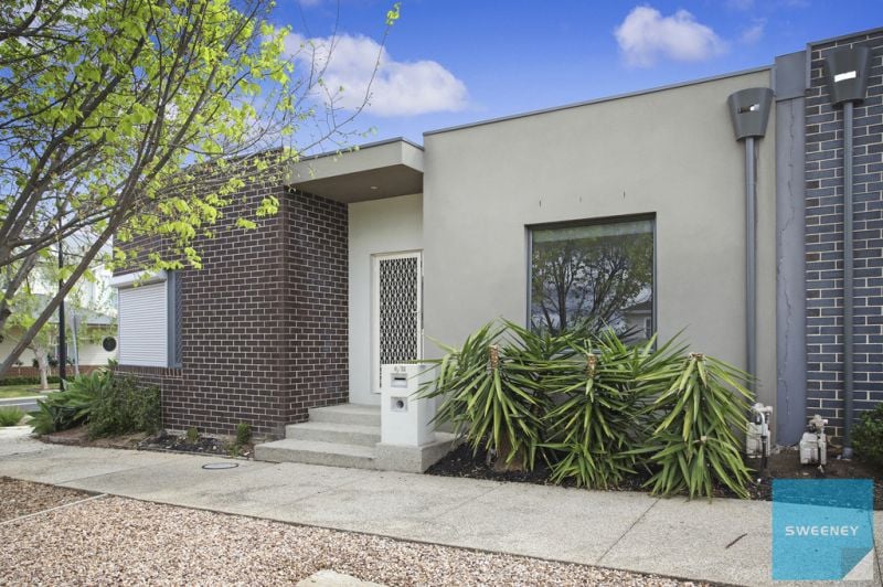 6/12-20 Broadway, Caroline Springs - Thumbnail 2