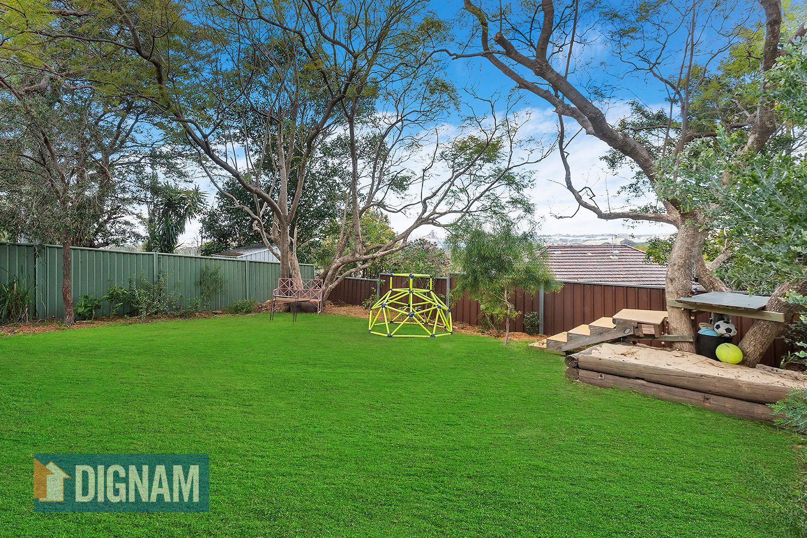 61 The Avenue, Mount Saint Thomas NSW