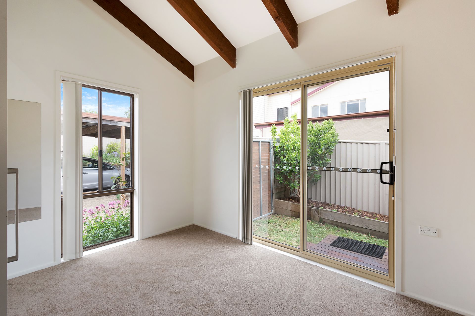 2/16 Merimbola Street, Pambula