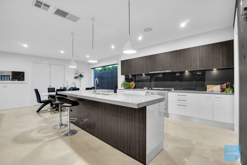 24 Dawkins Avenue, Fraser Rise - Thumbnail 5