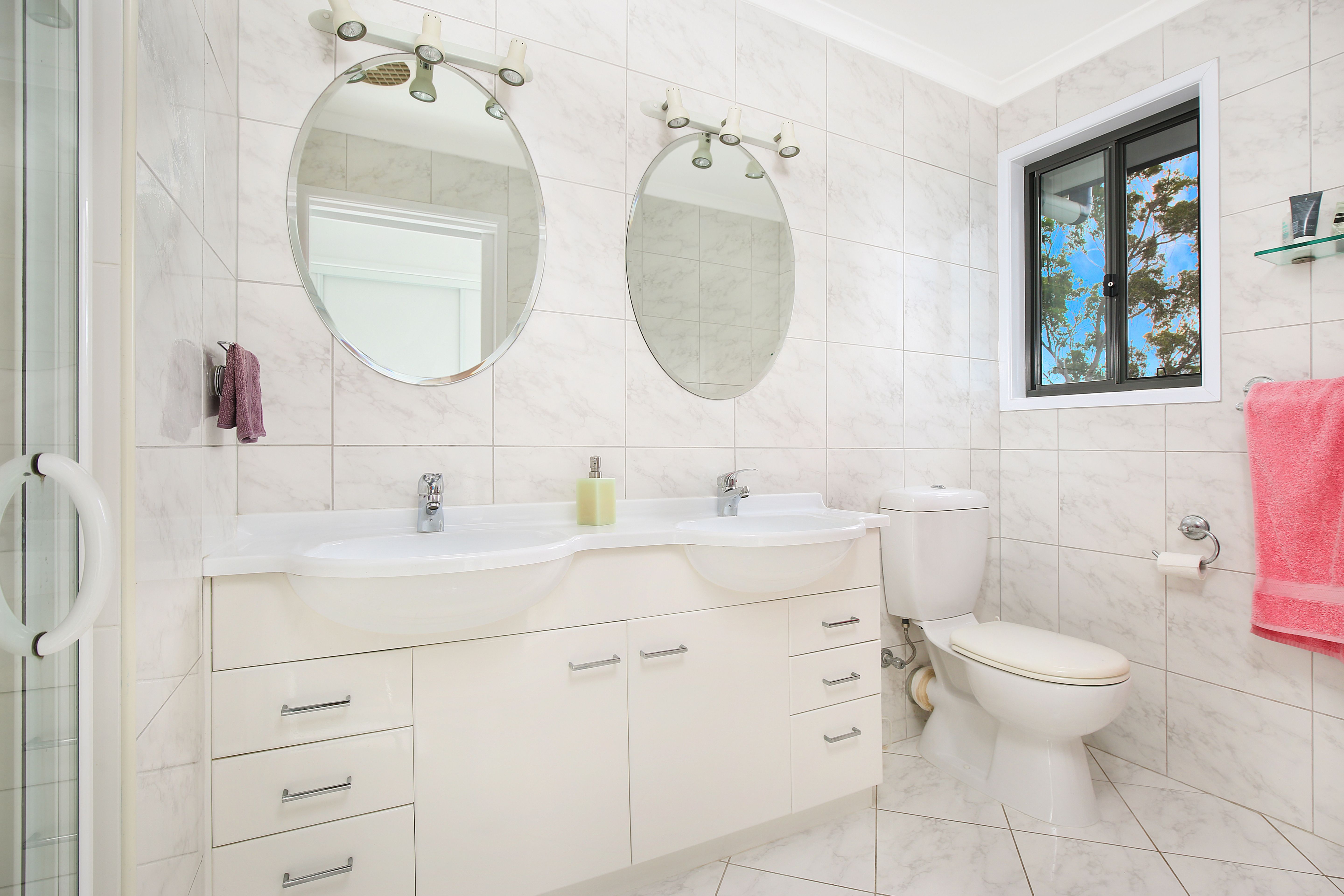 Real Estate For Sale 303 Kiel Mountain Road Kiels Mountain , QLD