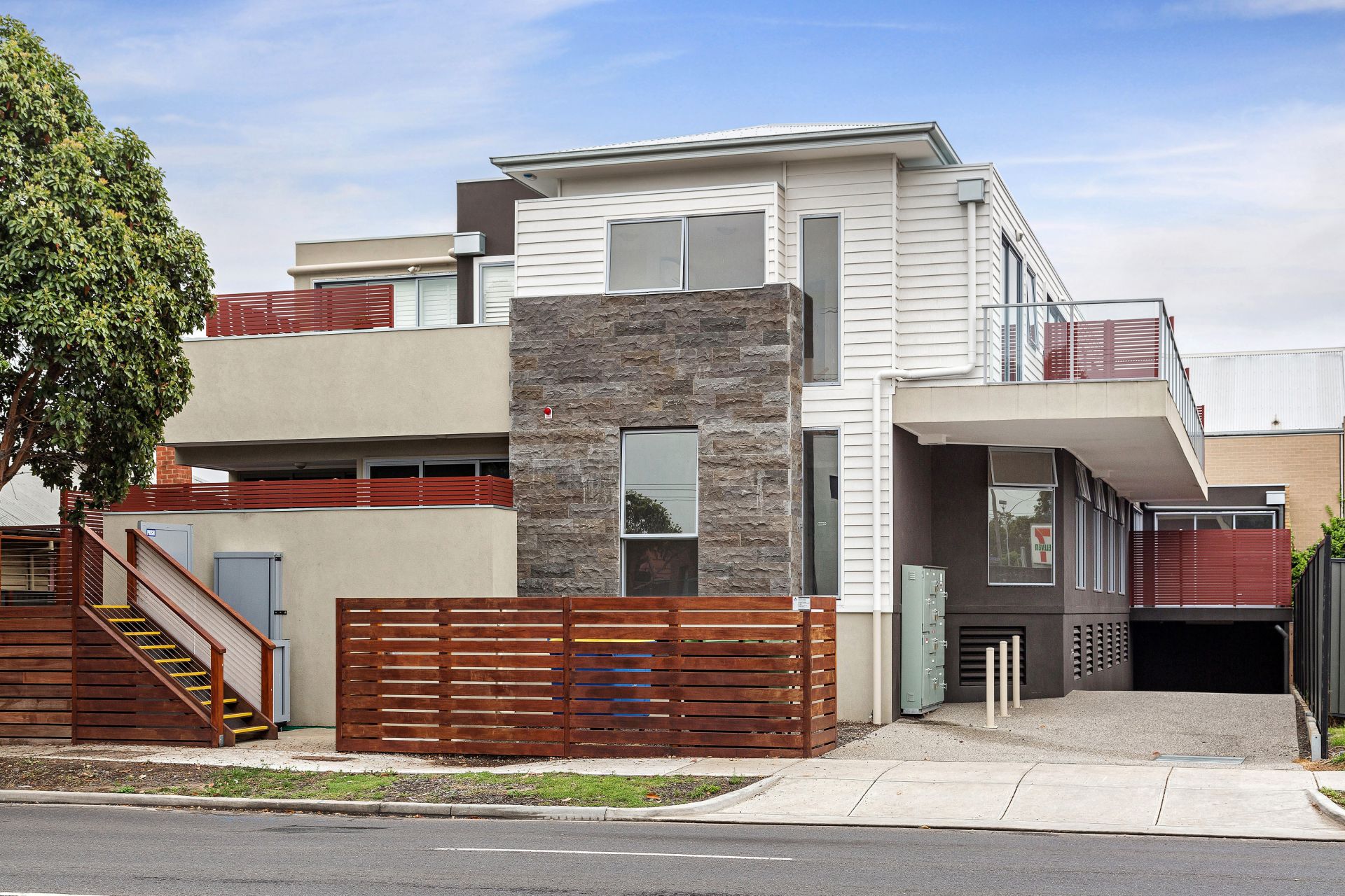 9/230 Williamstown Road, Yarraville - Thumbnail 3