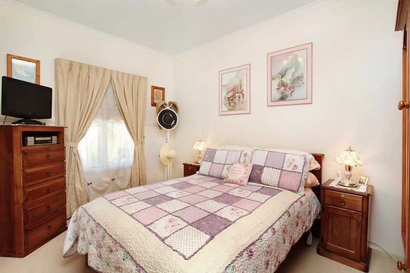 11 Como Glen, Caroline Springs - Thumbnail 8