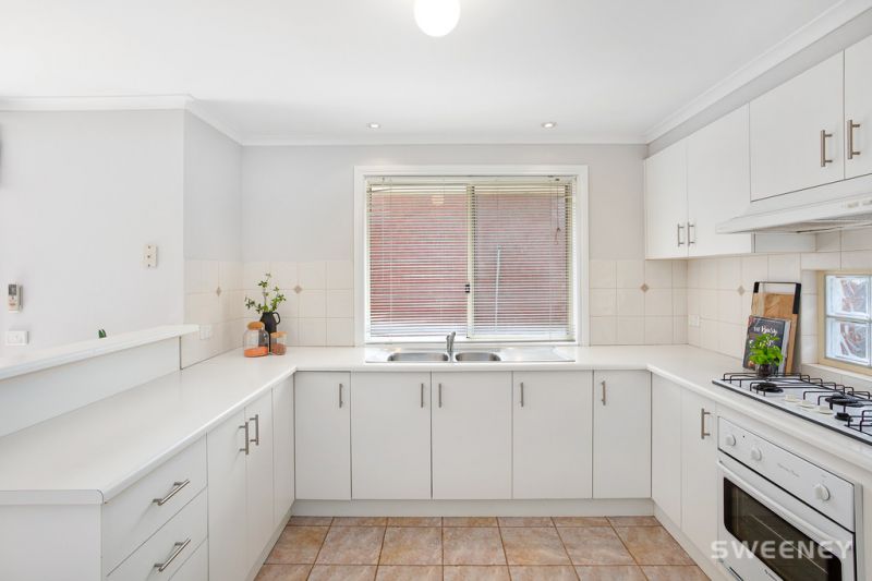 27 Spicer Boulevard, Altona Meadows - Thumbnail 4