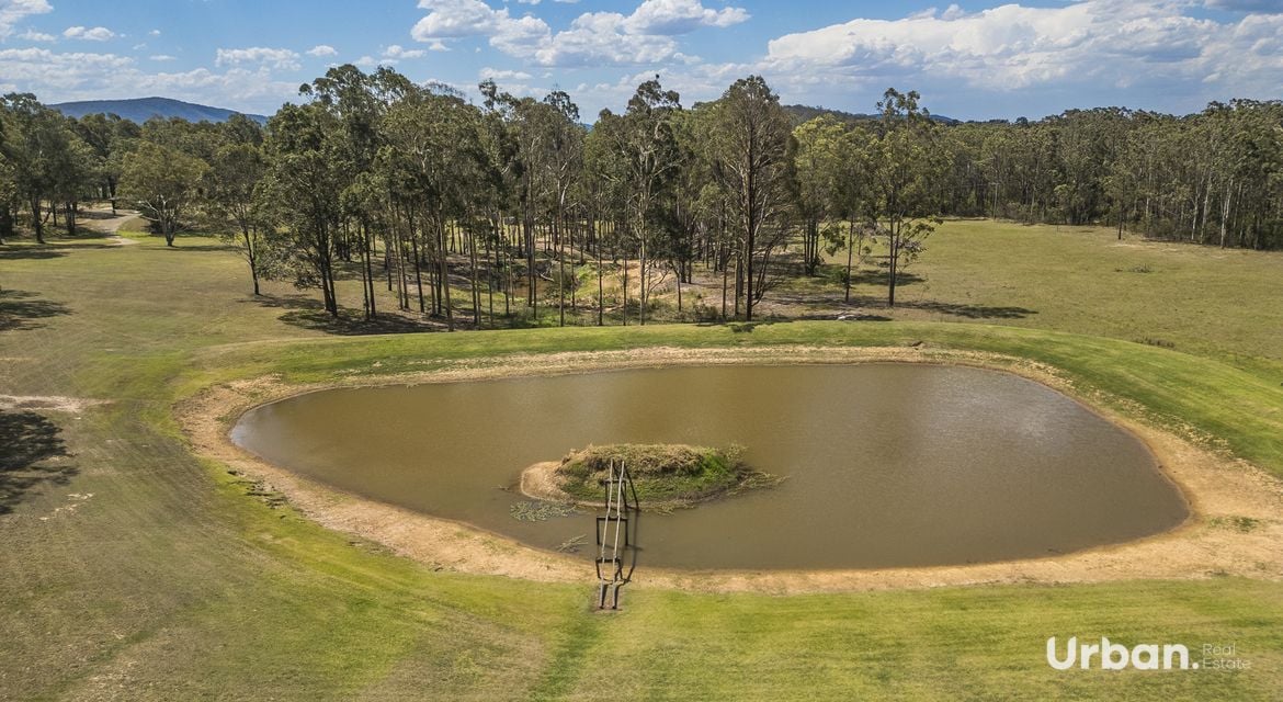 Ellalong 441 Wallaby Gully Road
