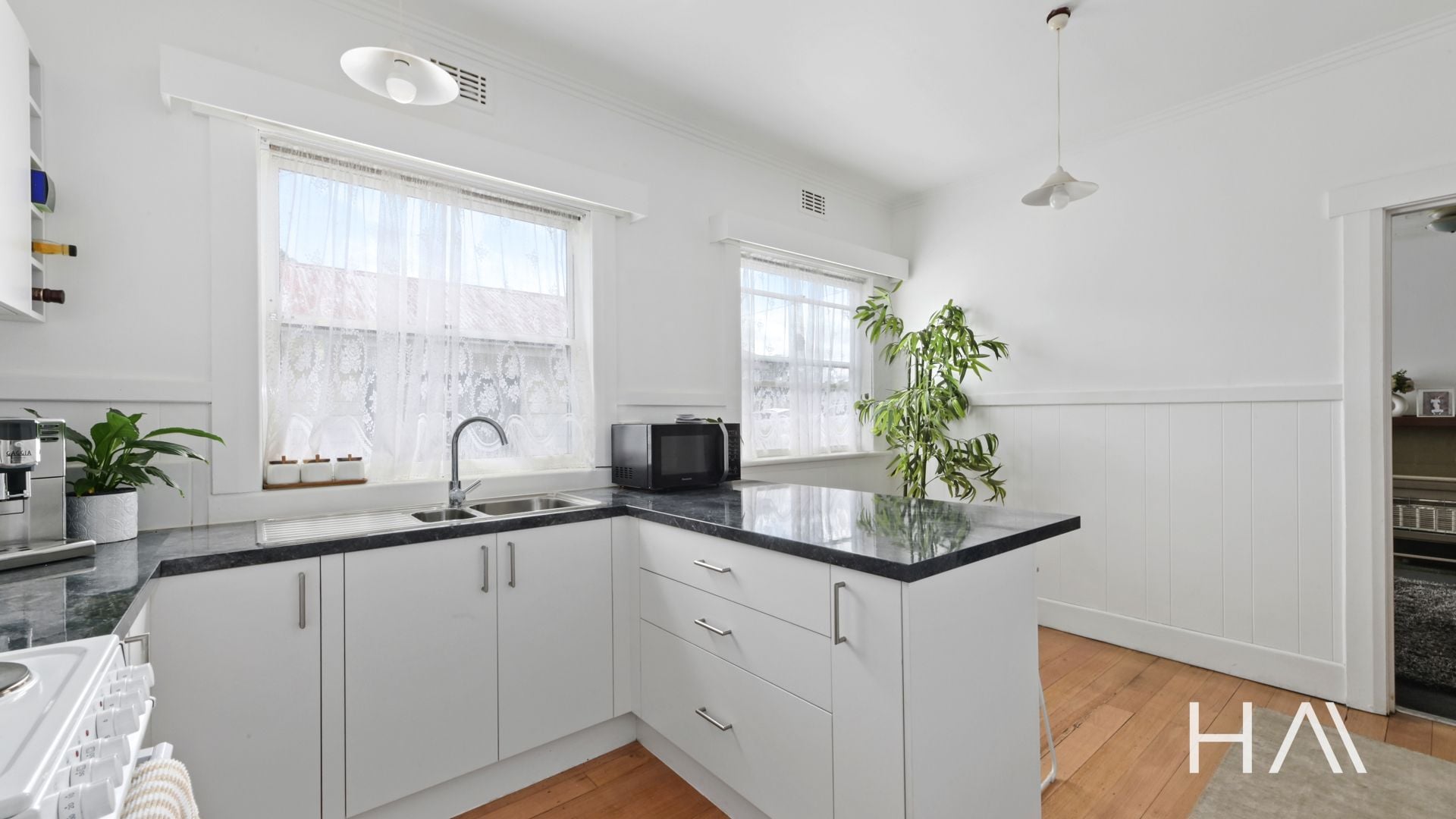 147 George Town Road Newnham, Newnham - Thumbnail 2