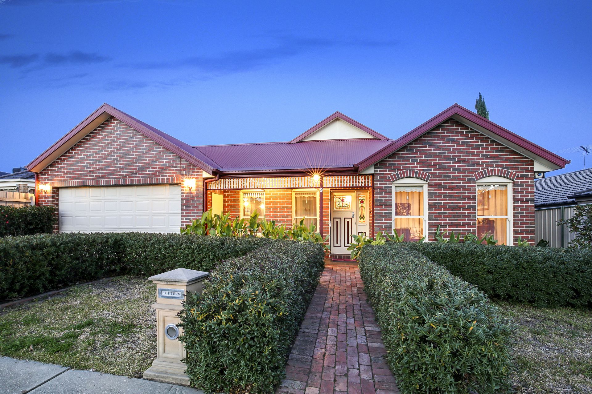 Prestige Living in Stunning Rivergum