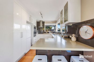 3
 
 
 
  
 
 
 2
 
 
 
  
 
 
 1
 
 
 
 
 
 
 
 14 Birkdale Court, Devonport TAS 7310, Devonport - Thumbnail 4